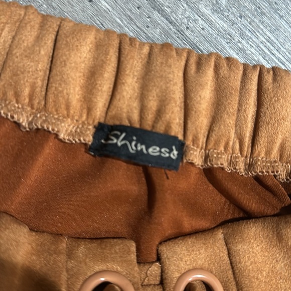 Shinestar Faux Suade Mini Skirt - Picture 7 of 7